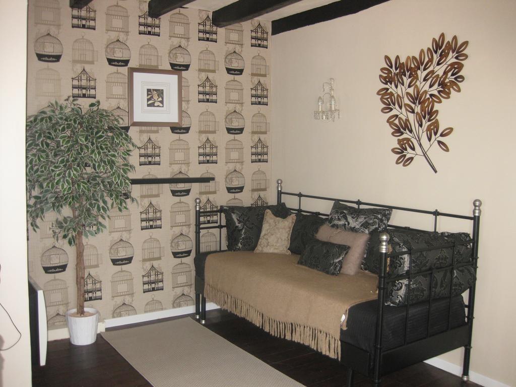 Le Petit Cochon Chambre D' Hotes Haims Room photo